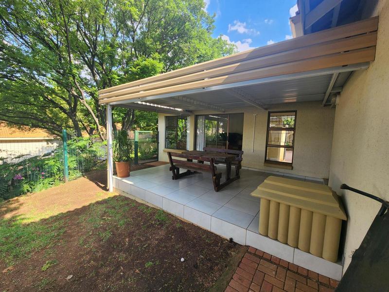 To Let 3 Bedroom Property for Rent in Waterkloof Ridge Gauteng