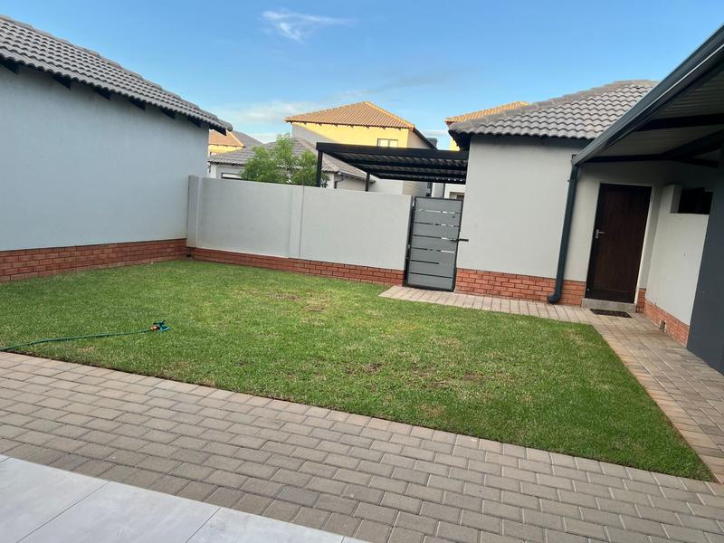 3 Bedroom Property for Sale in Equestria Gauteng