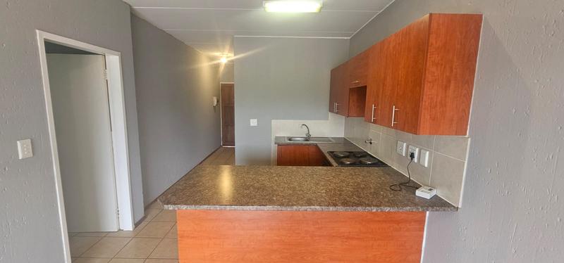 To Let 2 Bedroom Property for Rent in Comet Gauteng