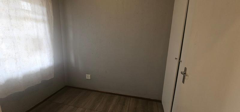 To Let 2 Bedroom Property for Rent in Comet Gauteng