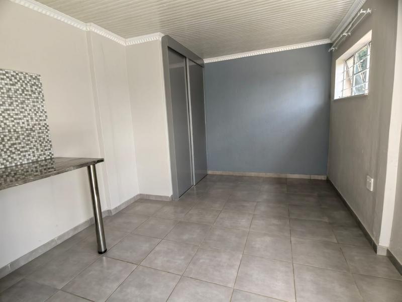 To Let 1 Bedroom Property for Rent in Isandovale Gauteng