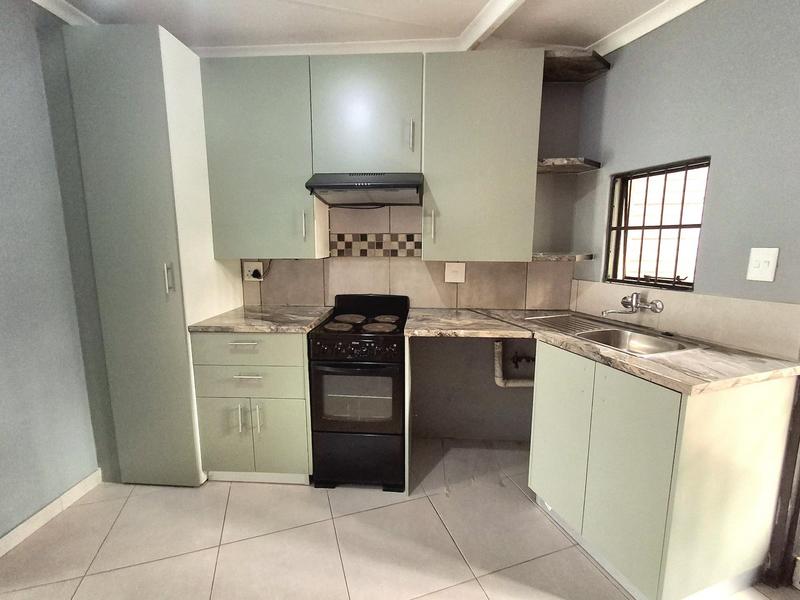 To Let 1 Bedroom Property for Rent in Isandovale Gauteng