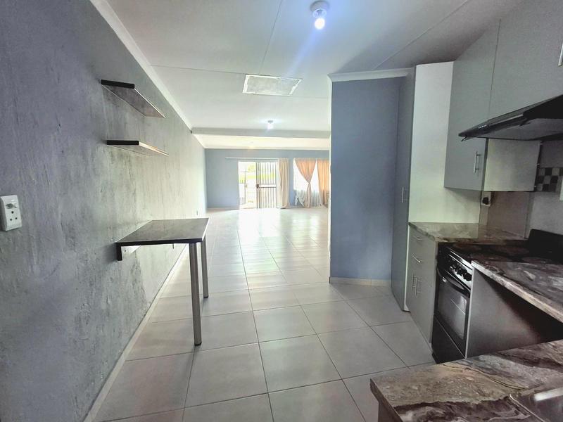 To Let 1 Bedroom Property for Rent in Isandovale Gauteng