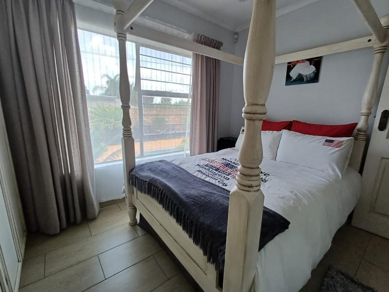 4 Bedroom Property for Sale in Florauna Gauteng