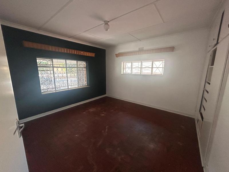 To Let 3 Bedroom Property for Rent in Bezuidenhout Valley Gauteng