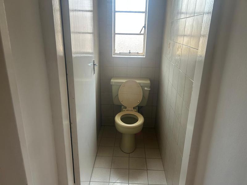 To Let 3 Bedroom Property for Rent in Bezuidenhout Valley Gauteng