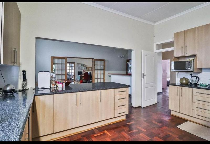 4 Bedroom Property for Sale in Kensington Gauteng