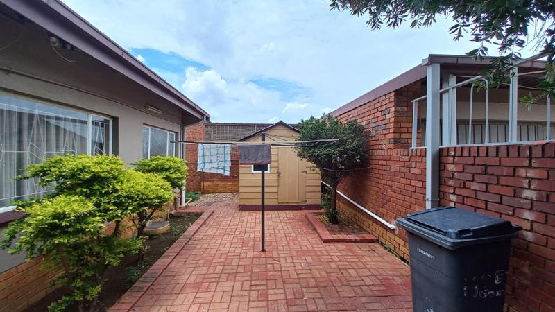 4 Bedroom Property for Sale in Booysens Gauteng