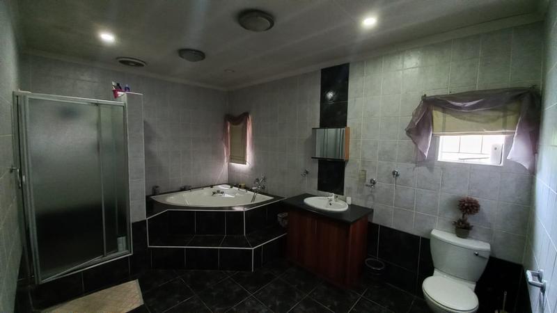 4 Bedroom Property for Sale in Booysens Gauteng