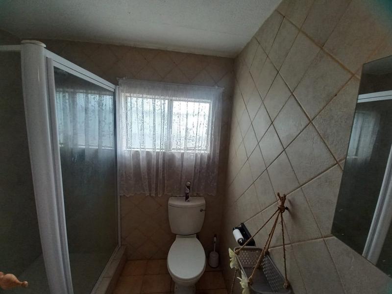 4 Bedroom Property for Sale in Mountain View Gauteng