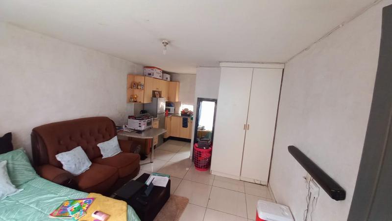 1 Bedroom Property for Sale in Philip Nel Park Gauteng