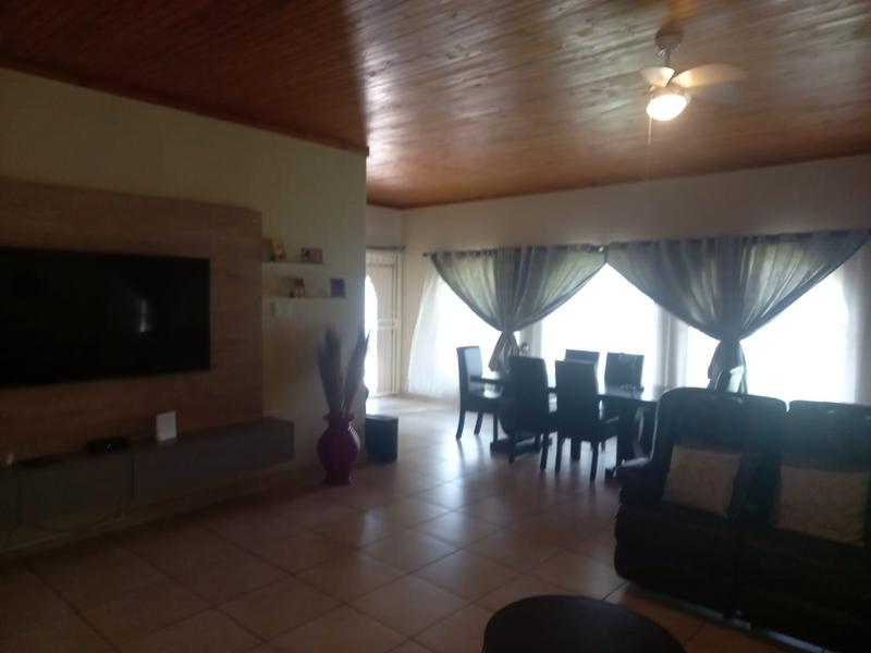 3 Bedroom Property for Sale in Pretoria Gardens Gauteng