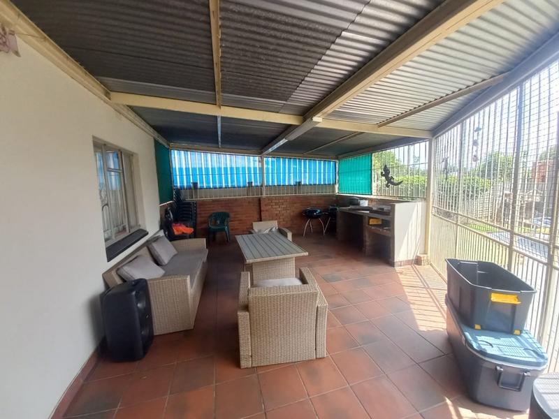 3 Bedroom Property for Sale in Pretoria Gardens Gauteng