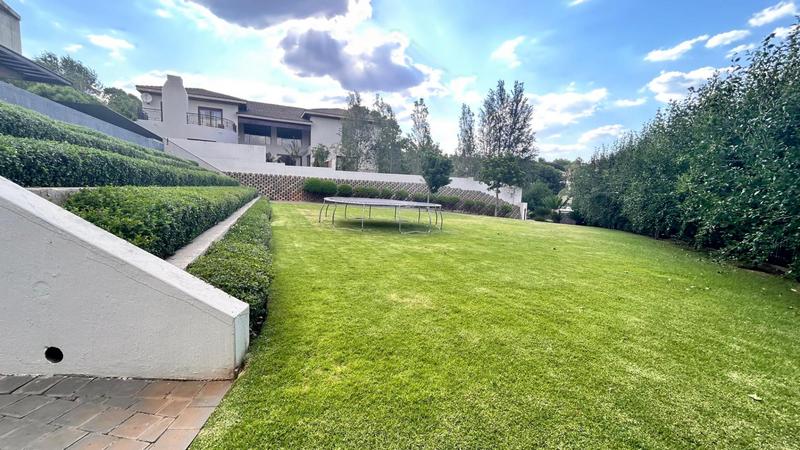 5 Bedroom Property for Sale in Waterkloof Ridge Gauteng