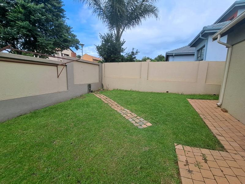 To Let 3 Bedroom Property for Rent in Thatchfield Gauteng