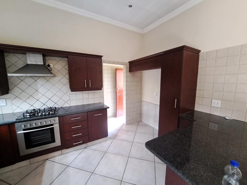 To Let 3 Bedroom Property for Rent in Thatchfield Gauteng