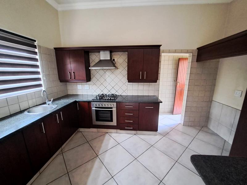 To Let 3 Bedroom Property for Rent in Thatchfield Gauteng