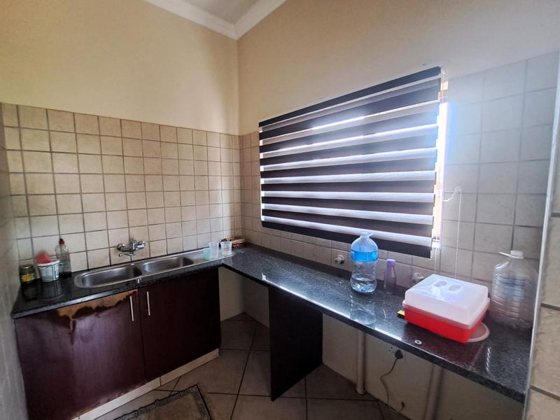 To Let 3 Bedroom Property for Rent in Thatchfield Gauteng