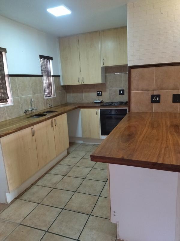 2 Bedroom Property for Sale in Boardwalk Villas Gauteng