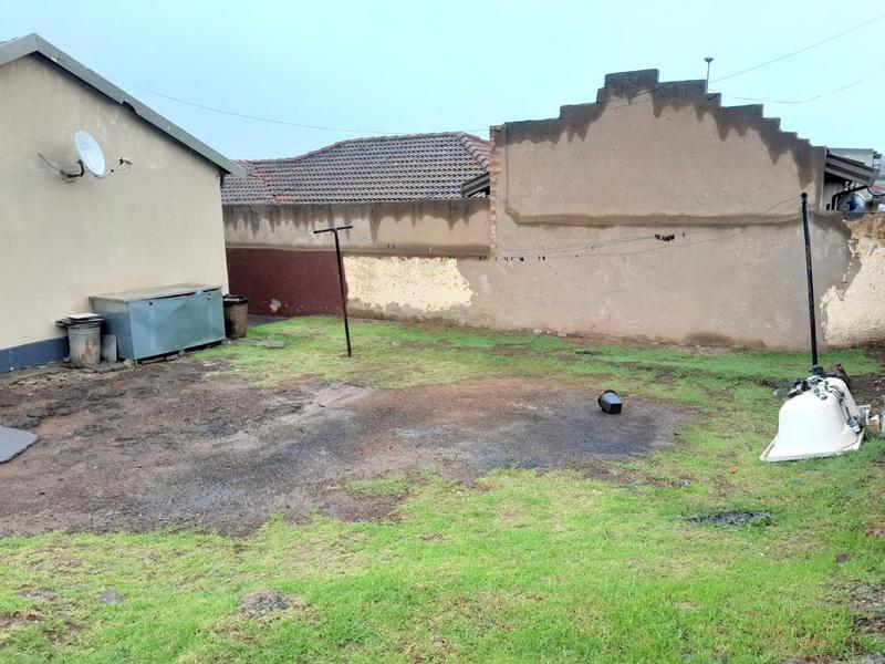 3 Bedroom Property for Sale in Emdeni Gauteng