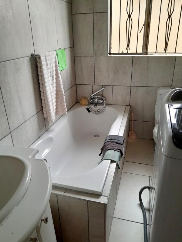 3 Bedroom Property for Sale in Emdeni Gauteng