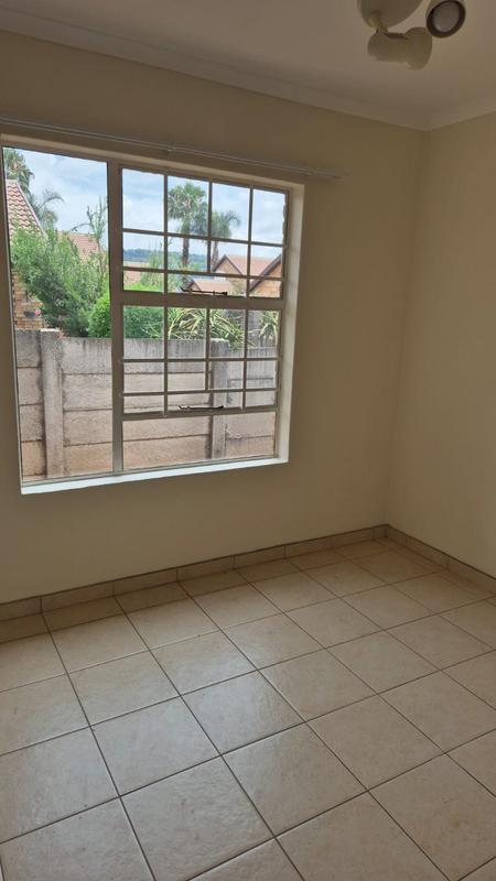 To Let 3 Bedroom Property for Rent in Roodepoort Gauteng