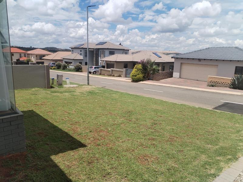 To Let 3 Bedroom Property for Rent in Wildtuinpark Gauteng