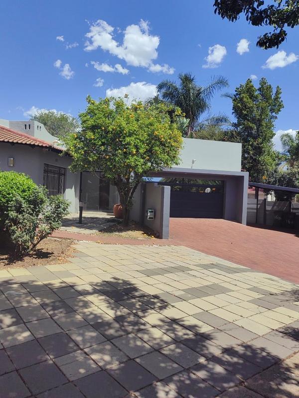 4 Bedroom Property for Sale in Sandton Central Gauteng