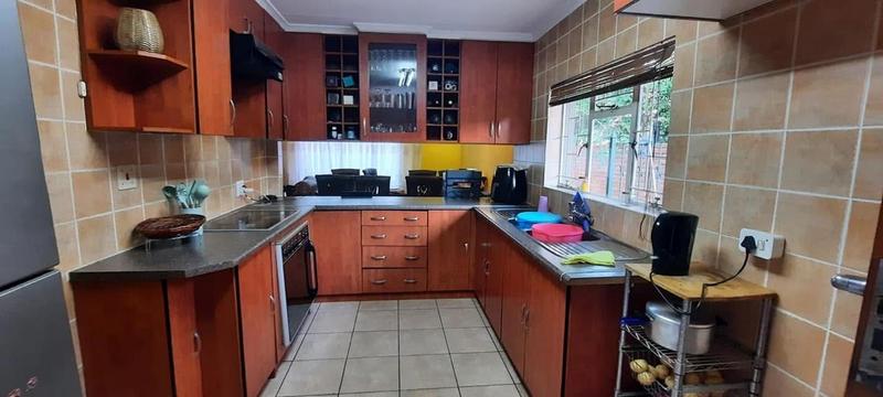 2 Bedroom Property for Sale in Theresa Park Gauteng