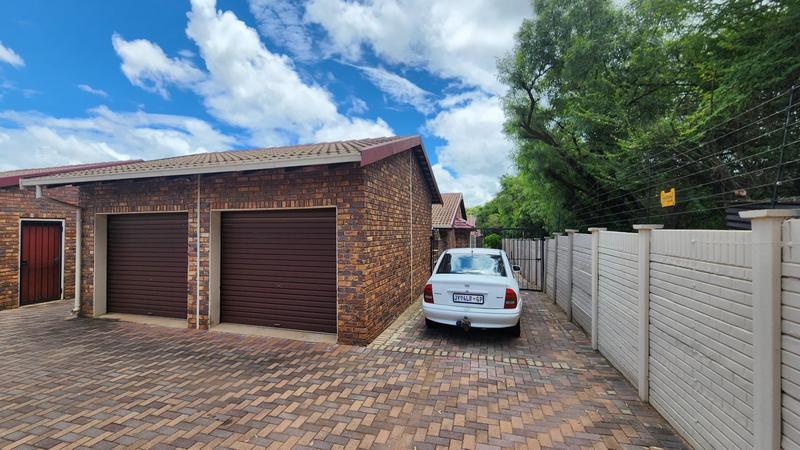 2 Bedroom Property for Sale in Montana Gauteng