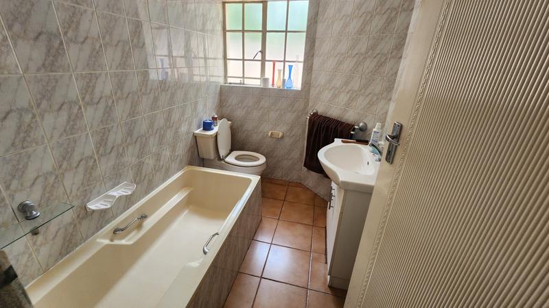 2 Bedroom Property for Sale in Montana Gauteng