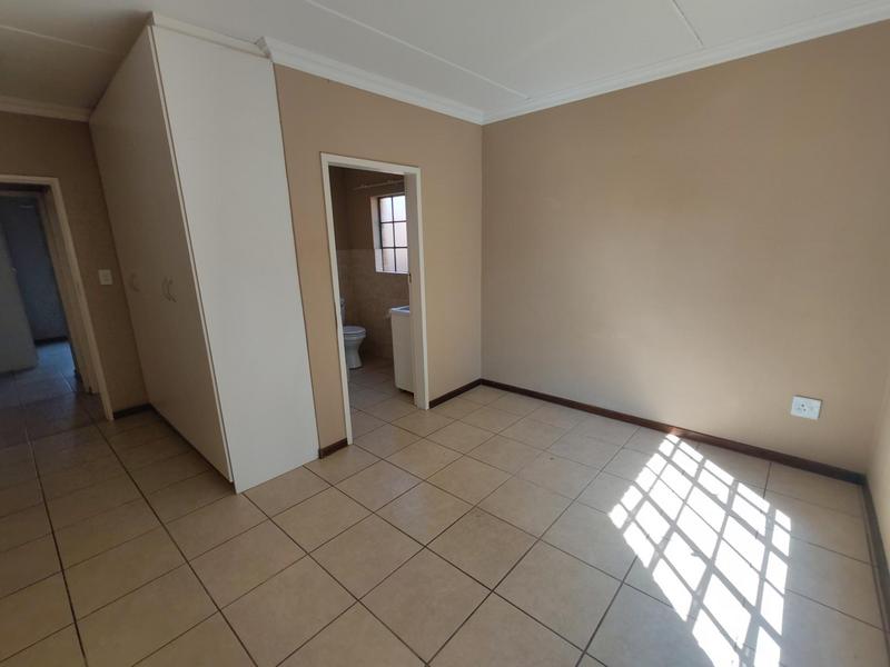 To Let 2 Bedroom Property for Rent in Meyerton Central Gauteng