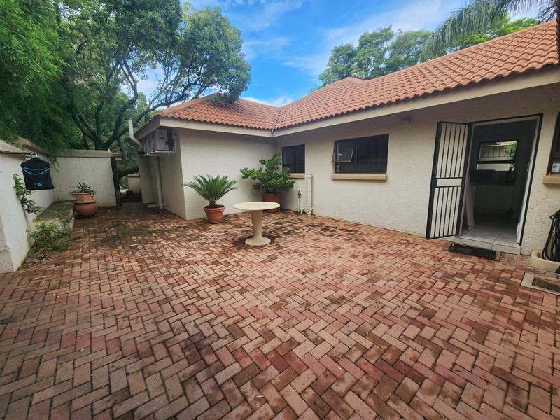 3 Bedroom Property for Sale in Waterkloof Ridge Gauteng