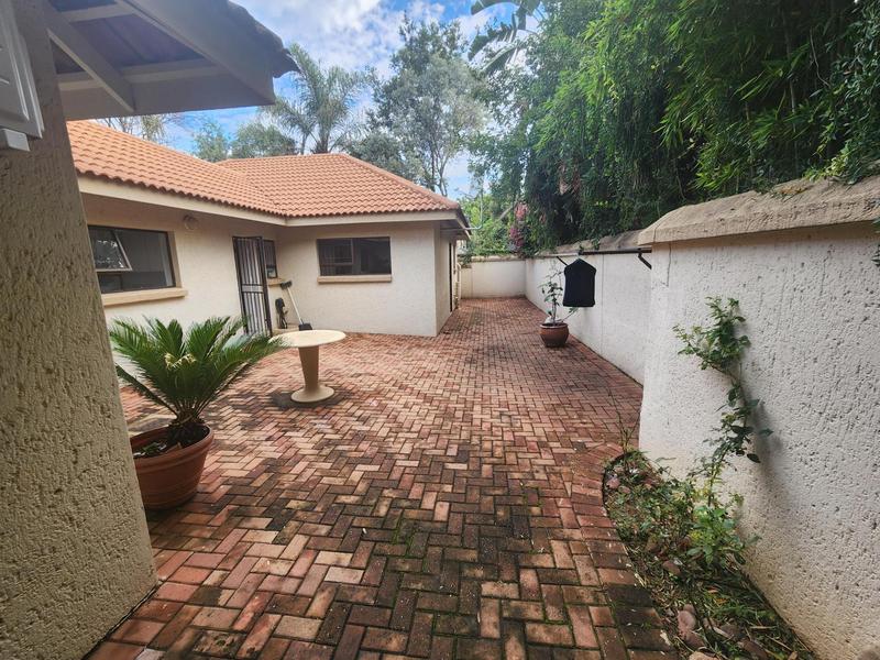 3 Bedroom Property for Sale in Waterkloof Ridge Gauteng