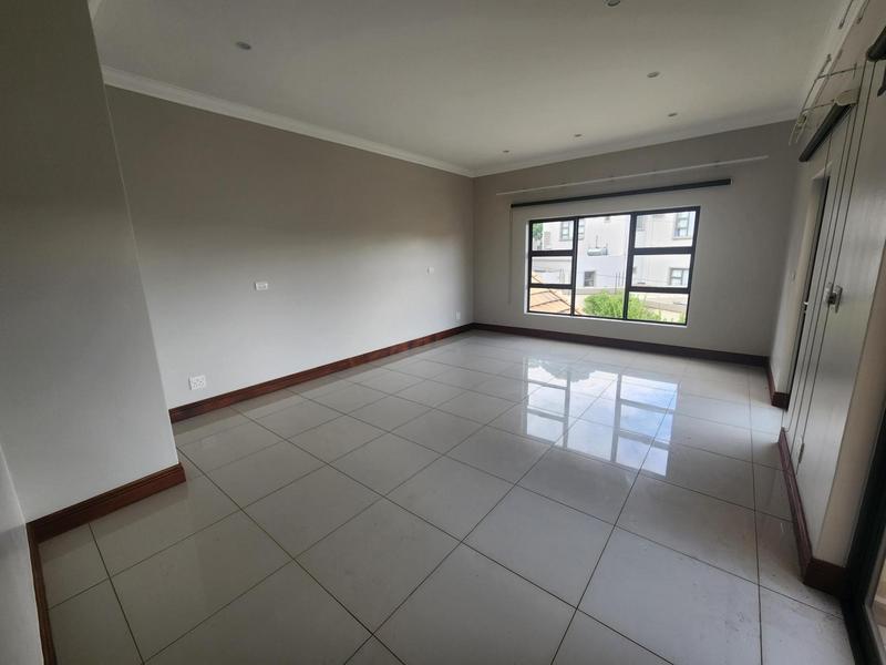 5 Bedroom Property for Sale in Waterkloof Ridge Gauteng