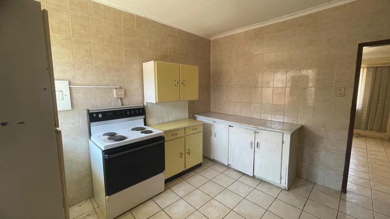 To Let 3 Bedroom Property for Rent in Laudium Gauteng