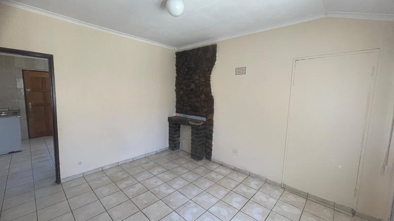 To Let 3 Bedroom Property for Rent in Laudium Gauteng