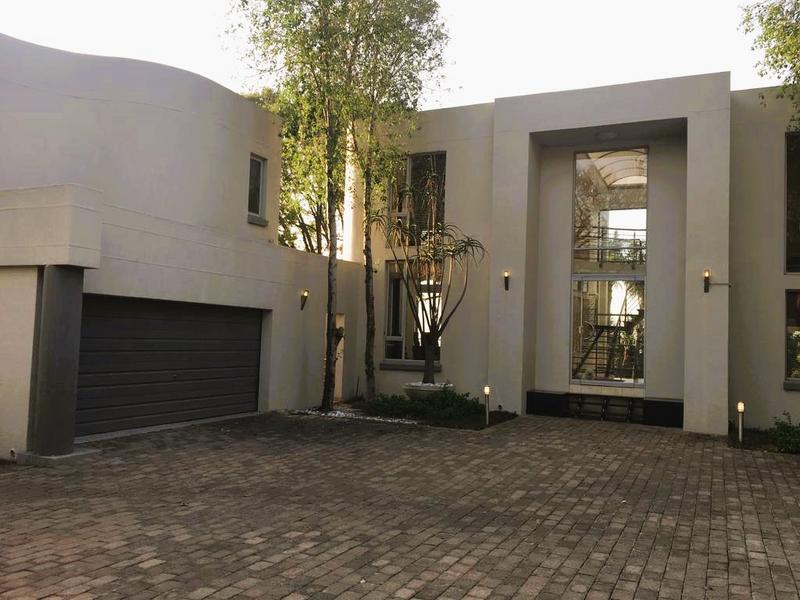 To Let 6 Bedroom Property for Rent in Waterkloof Ridge Gauteng