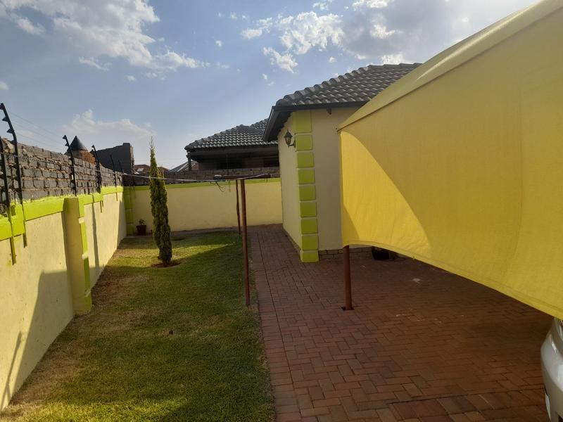 3 Bedroom Property for Sale in The Orchards Gauteng