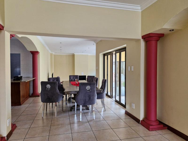 5 Bedroom Property for Sale in Blue Valley Golf Estate Gauteng