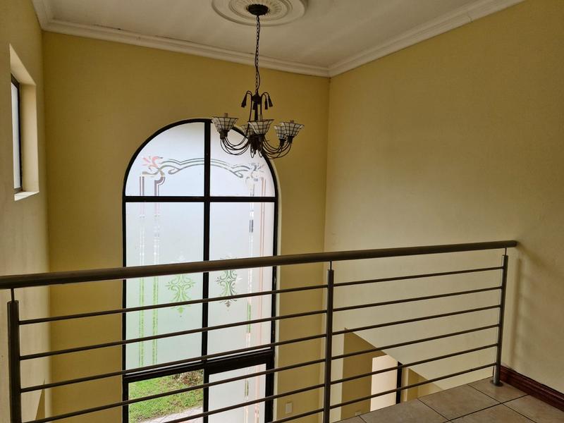 5 Bedroom Property for Sale in Blue Valley Golf Estate Gauteng