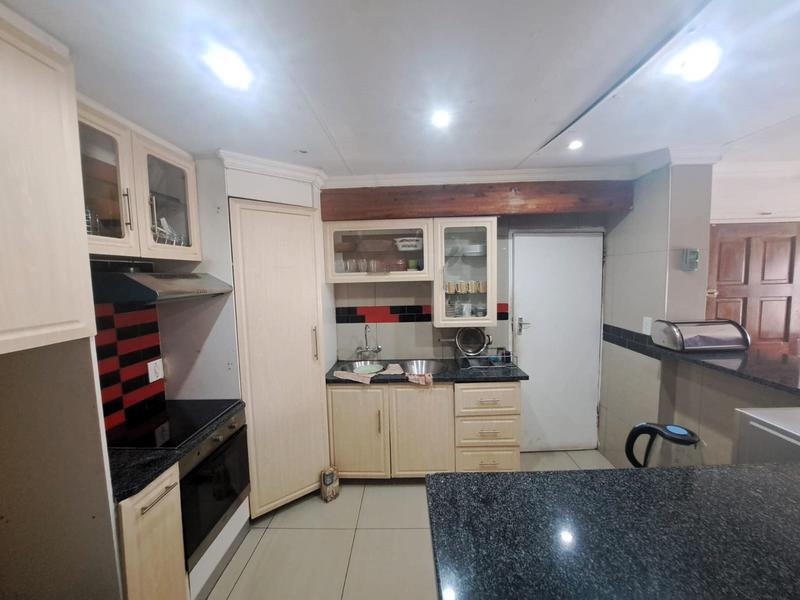 3 Bedroom Property for Sale in Heuweloord Gauteng