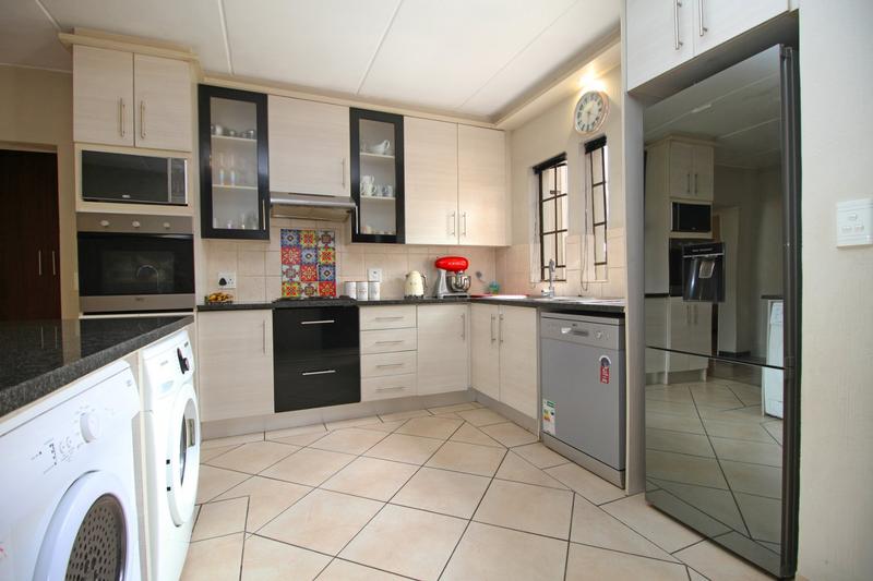 3 Bedroom Property for Sale in North Riding Gauteng