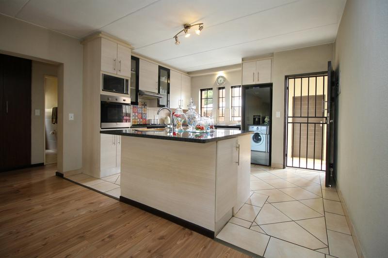 3 Bedroom Property for Sale in North Riding Gauteng