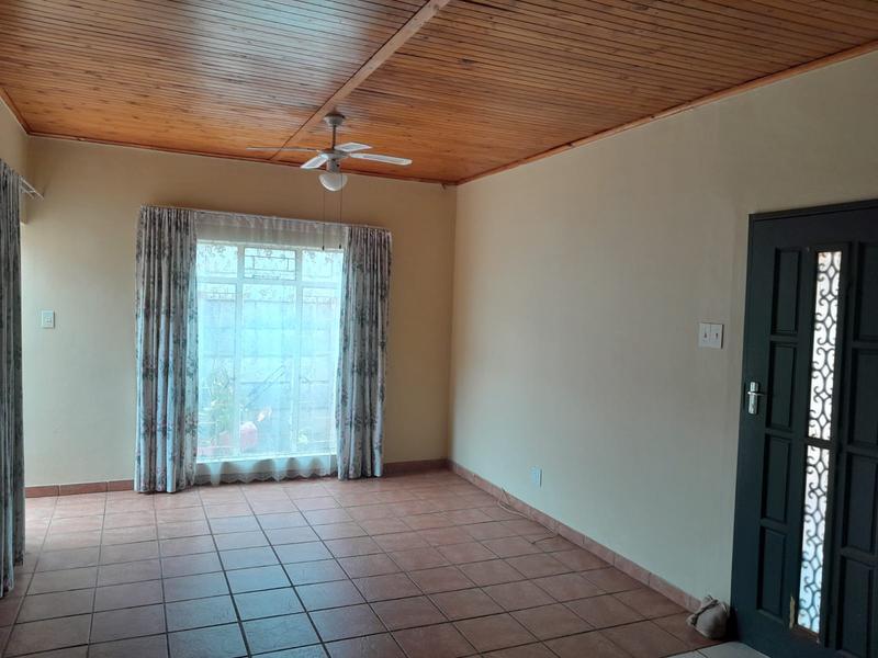 To Let 3 Bedroom Property for Rent in Mountain View Gauteng