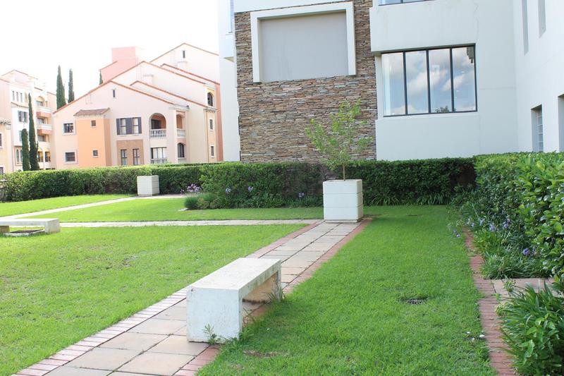 To Let 2 Bedroom Property for Rent in Bedford Gardens Gauteng