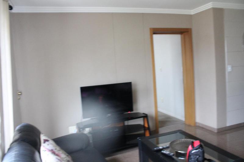 To Let 2 Bedroom Property for Rent in Bedford Gardens Gauteng