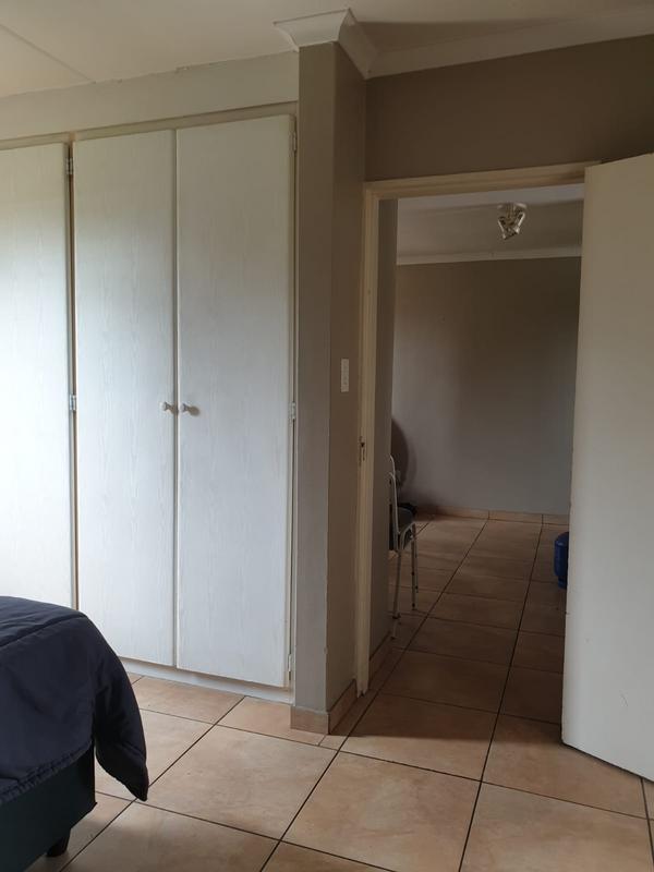 1 Bedroom Property for Sale in Rietvalleirand Gauteng