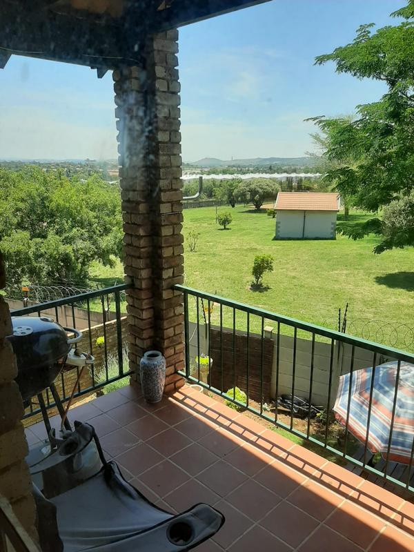 1 Bedroom Property for Sale in Rietvalleirand Gauteng