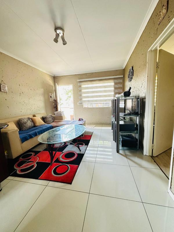 2 Bedroom Property for Sale in Georginia Gauteng